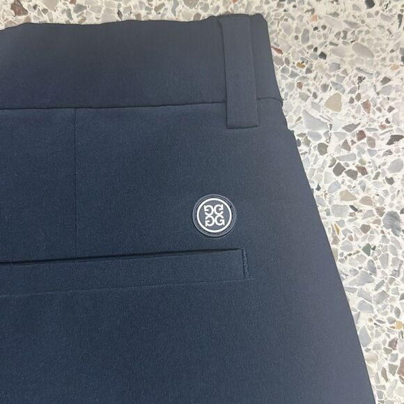 G Fore navy blue flat front golf shorts 32 - Picture 2 of 4